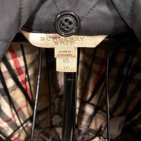 Burberry Coat Jacket - Picture 4 of 6